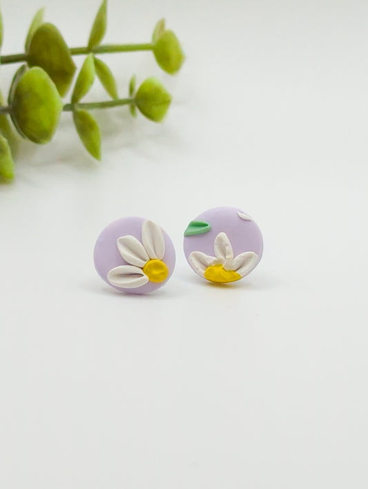 Daffodil Studs